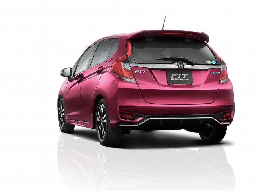  Honda Fit Hybrid S 2017 года  (JP) (фото 2 из 7)
